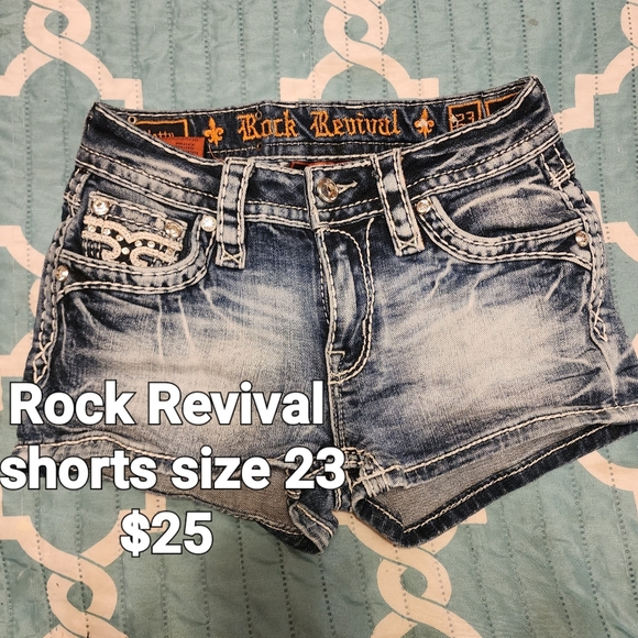 Rock Revival Pants - Jr size 23 Rock Revival Hetty Mid Rise shorts.
